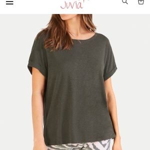 NWT JUVIA TEE